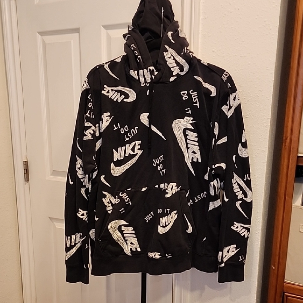 Nike Black and White Graphic Hoodie Sz L